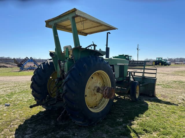Image of John Deere 4020 equipment image 2