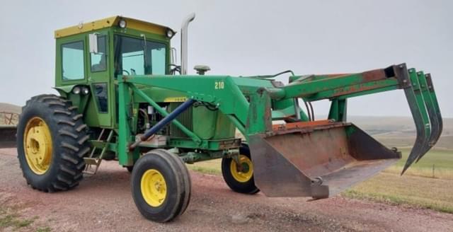 Image of John Deere 4020 equipment image 1
