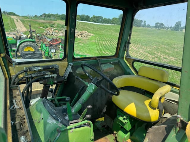 Image of John Deere 4020 equipment image 3