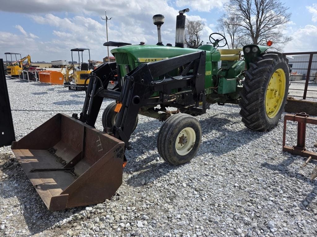 John Deere 4020 Equipment Image0