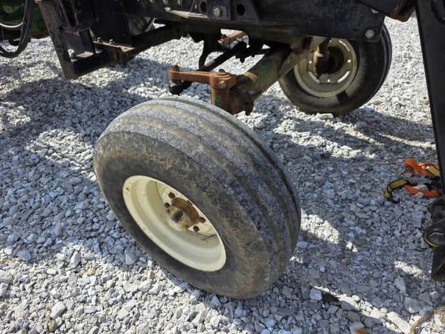 Image of John Deere 4020 equipment image 3