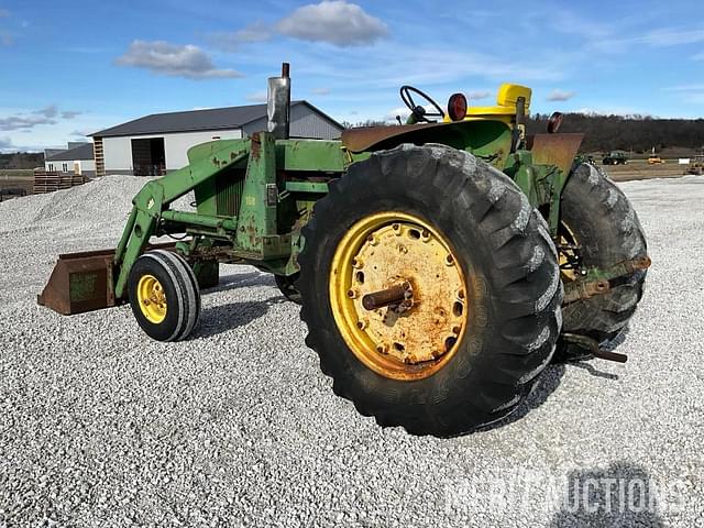 Image of John Deere 4020 equipment image 2