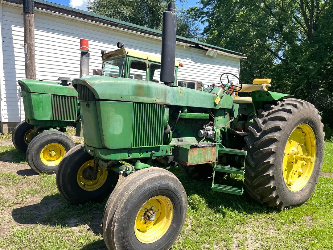 Image of John Deere 4020 Primary image