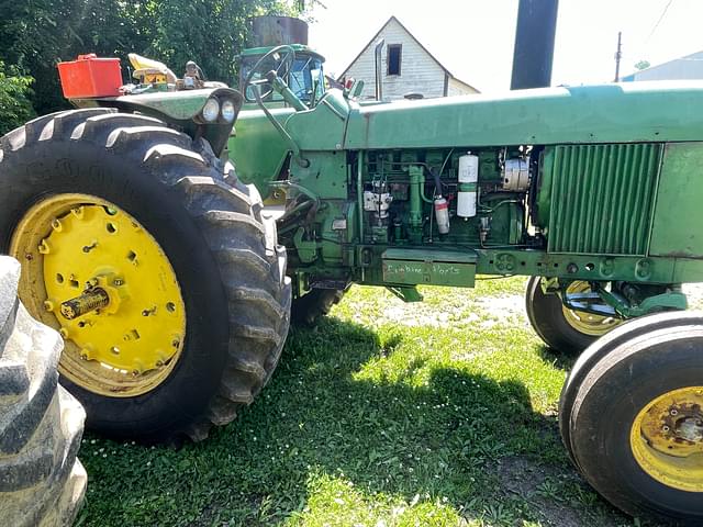 Image of John Deere 4020 equipment image 3