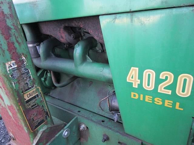 Image of John Deere 4020 equipment image 3