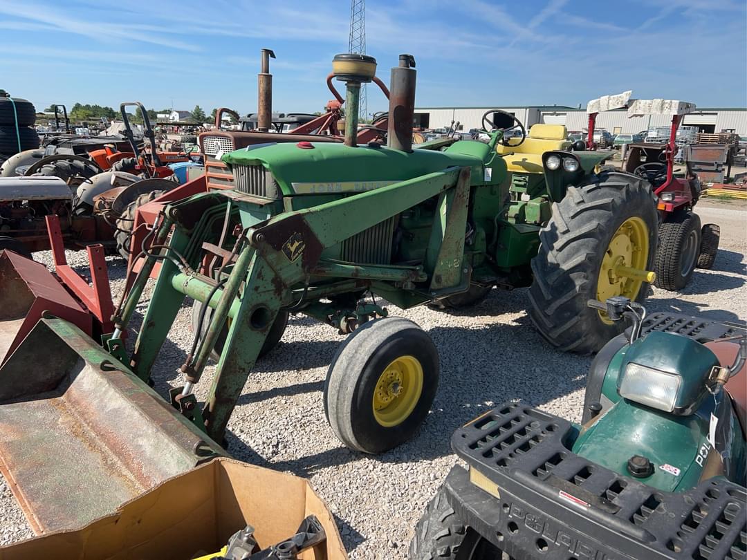 Image of John Deere 4020 Primary image