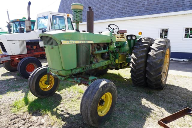 Image of John Deere 4020 equipment image 1