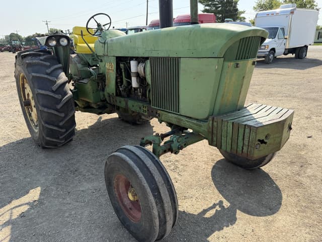 Image of John Deere 4020 equipment image 1