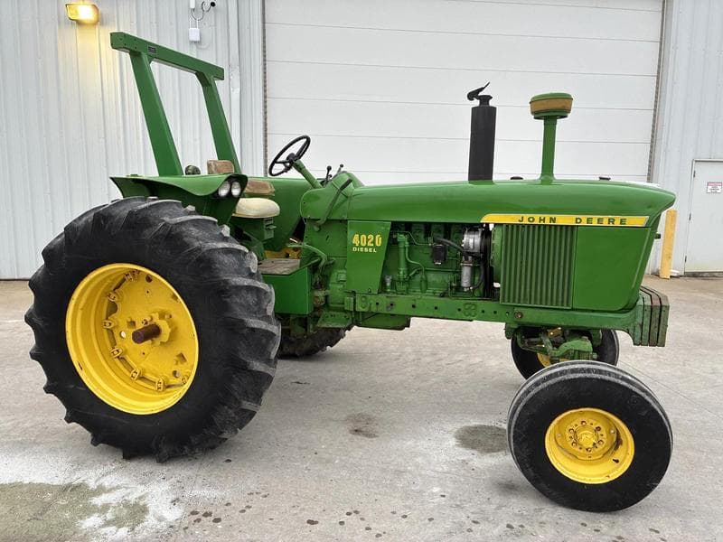 Image of John Deere 4020 Primary image