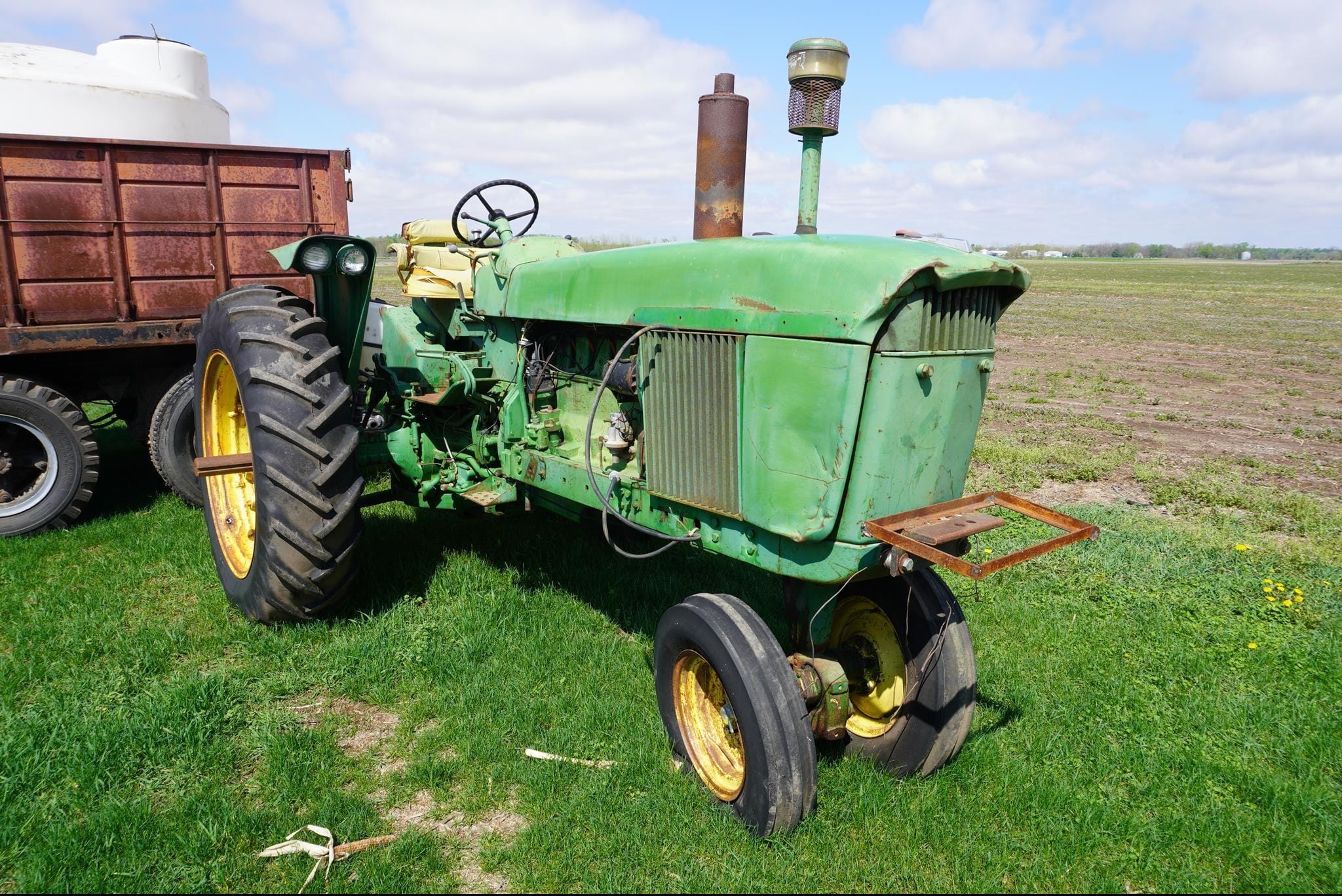 John Deere 4020 Equipment Image0