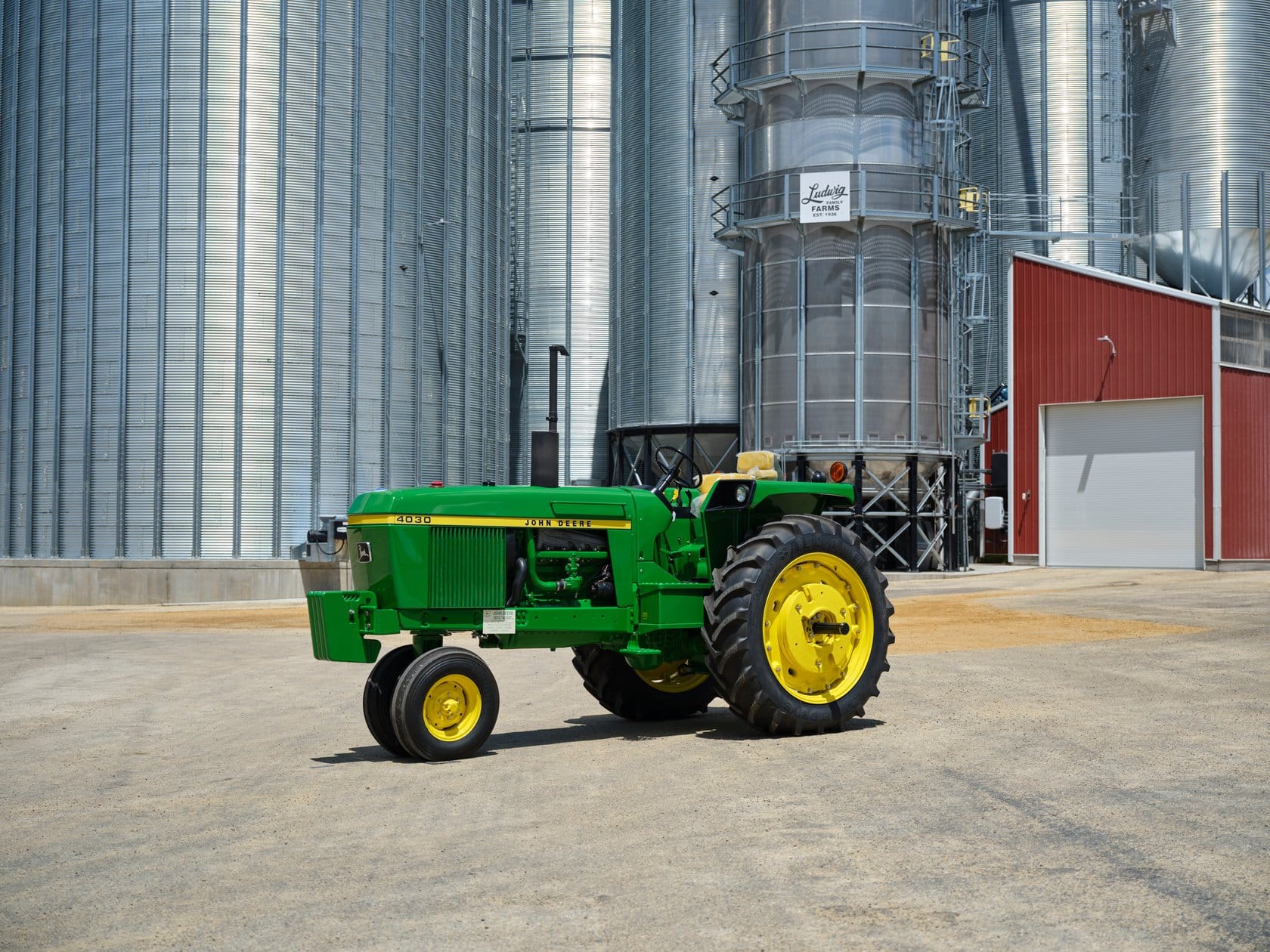 1973 John Deere 4030 Equipment Image0