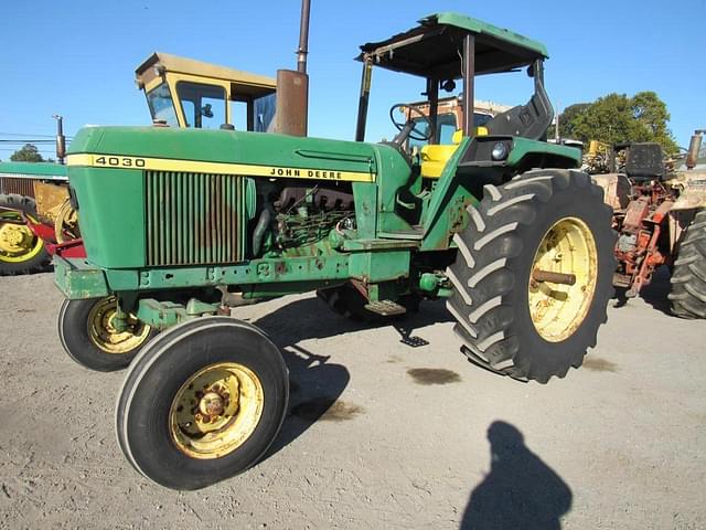 Image of John Deere 4030 equipment image 1