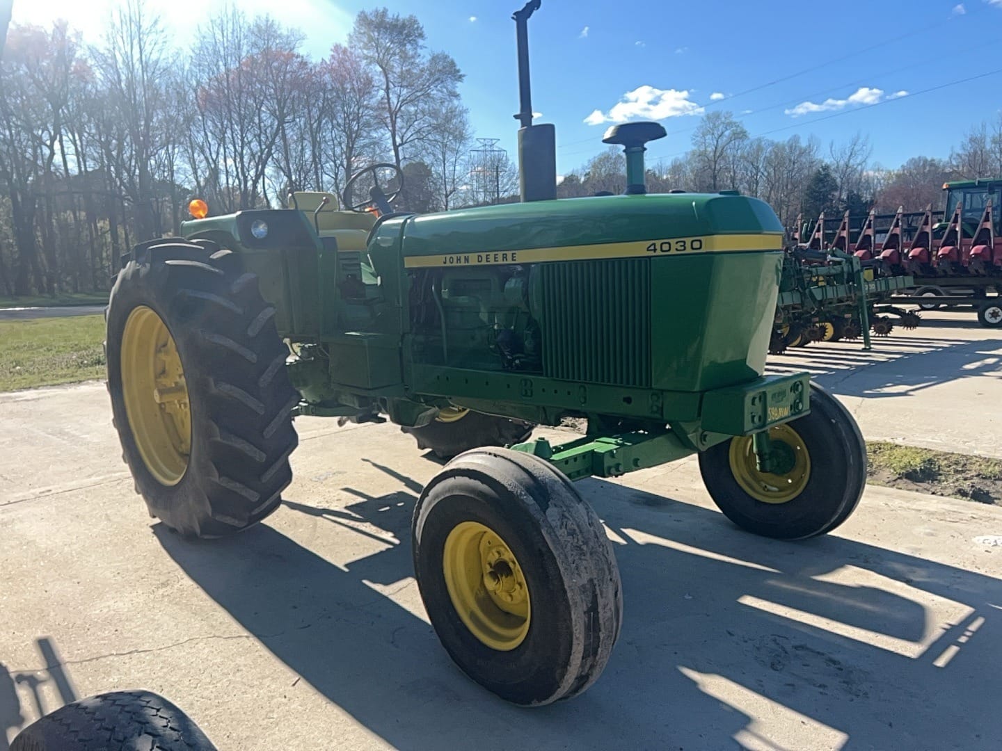 John Deere 4030 Equipment Image0
