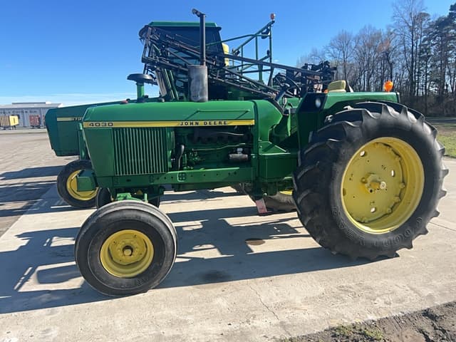 Image of John Deere 4030 equipment image 2