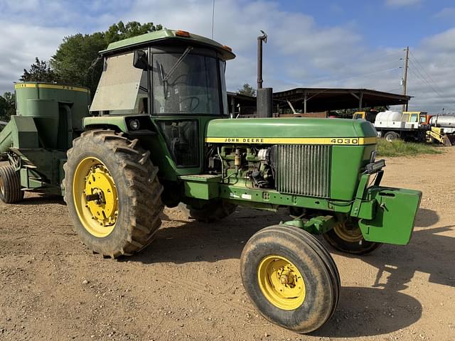 Image of John Deere 4030 equipment image 3