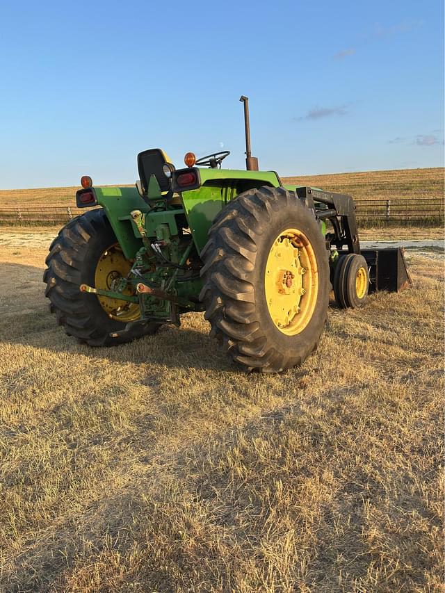 Image of John Deere 4030 equipment image 3