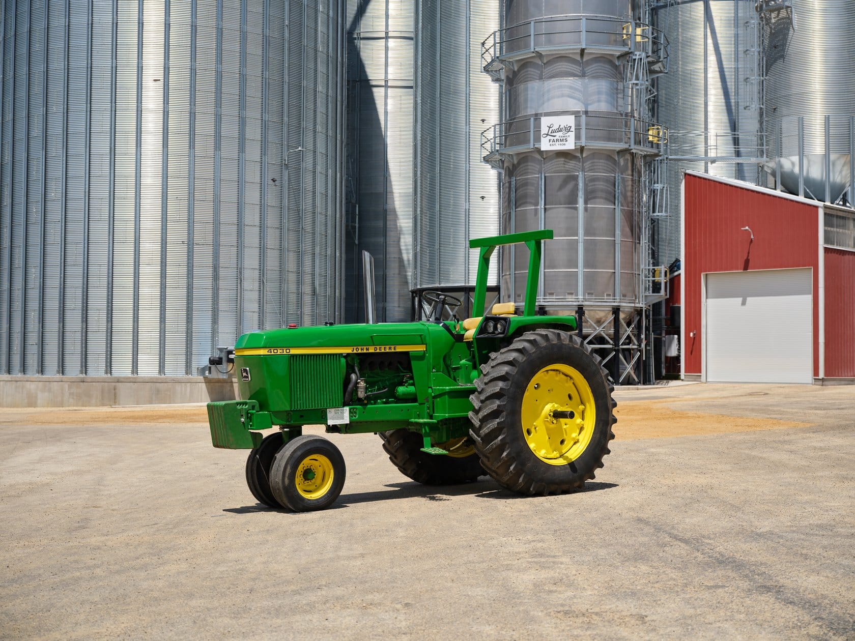 1974 John Deere 4030 Equipment Image0