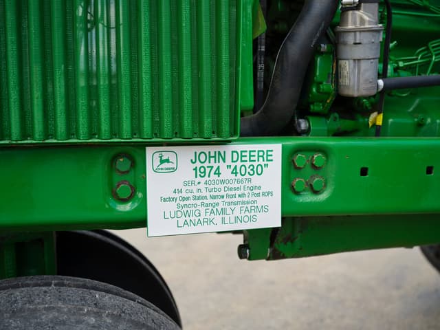 Image of John Deere 4030 equipment image 4