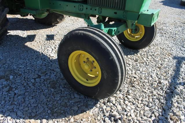 Image of John Deere 4030 equipment image 3