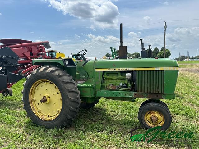 Image of John Deere 4030 equipment image 4