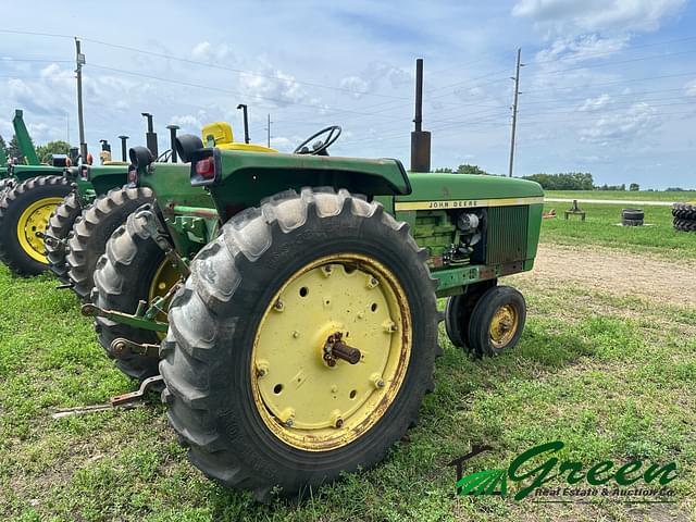 Image of John Deere 4030 equipment image 3