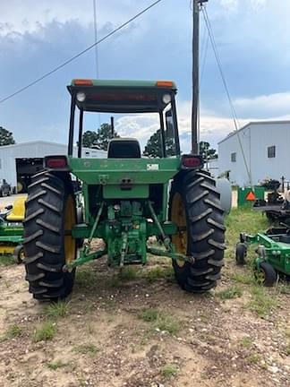 Image of John Deere 4030 equipment image 3