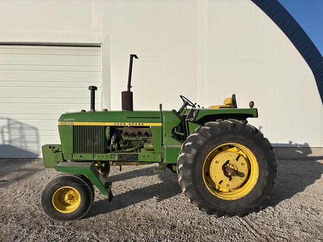 Image of John Deere 4030 equipment image 2