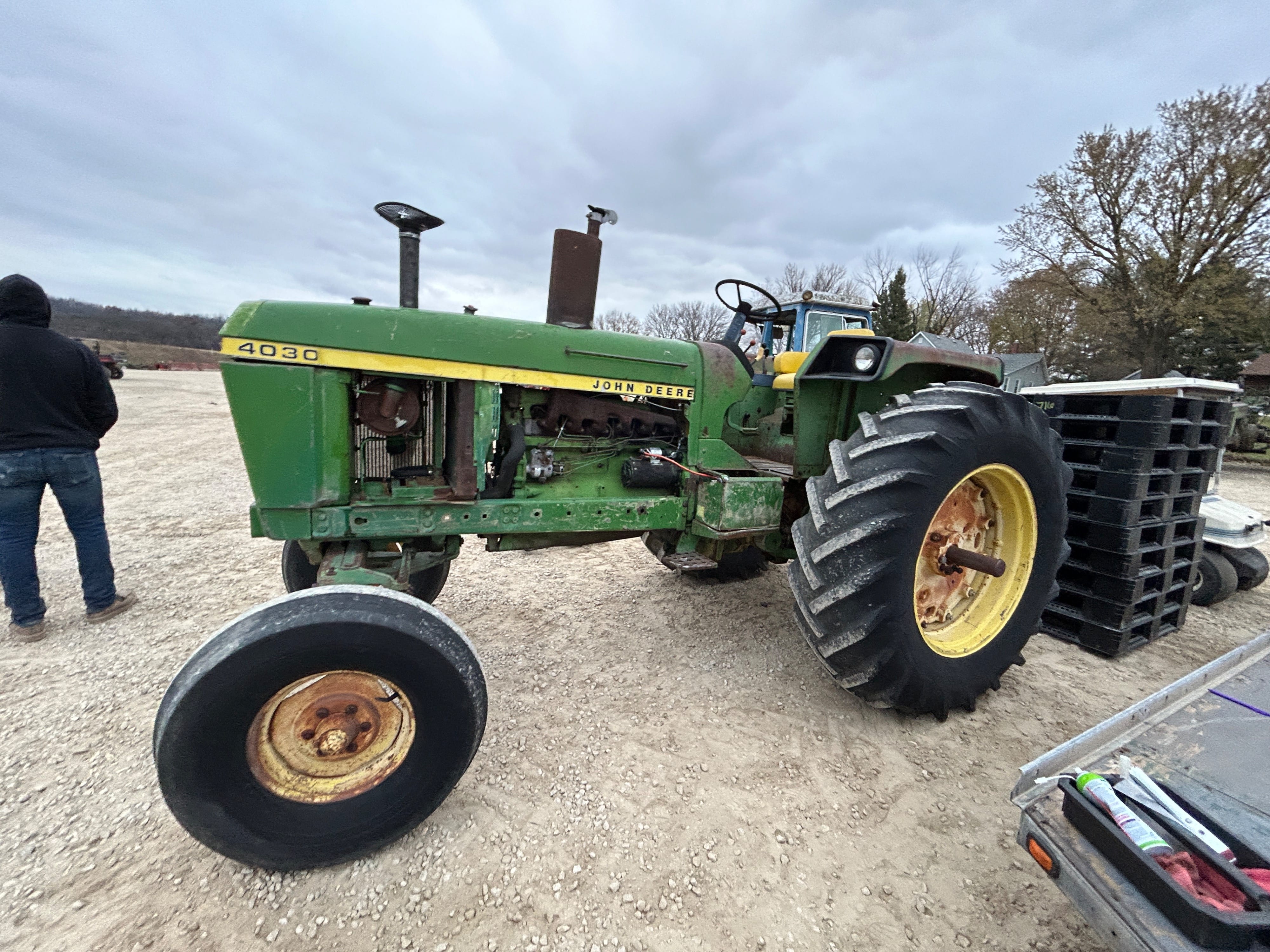 John Deere 4030 Equipment Image0