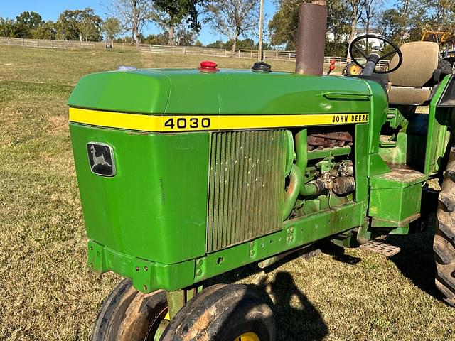 Image of John Deere 4030 equipment image 2