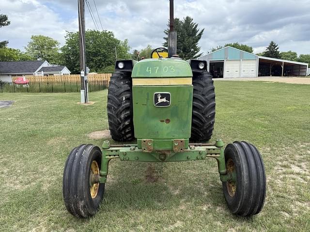 Image of John Deere 4030 equipment image 1