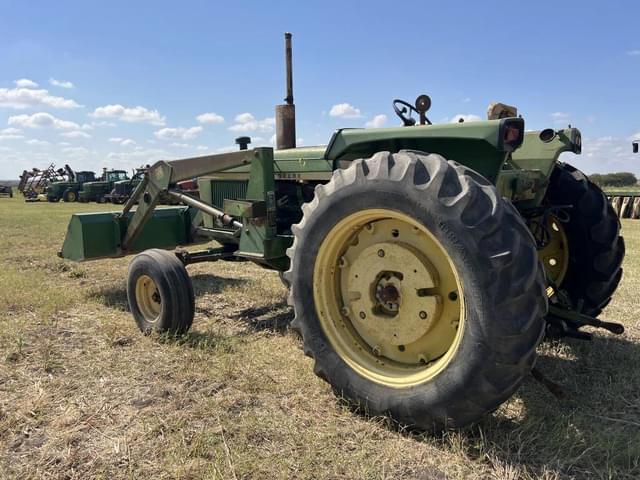 Image of John Deere 4030 equipment image 1