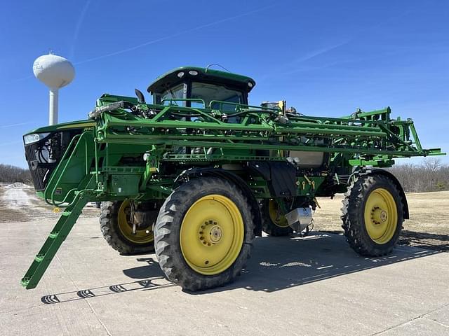 Image of John Deere R4038 equipment image 2