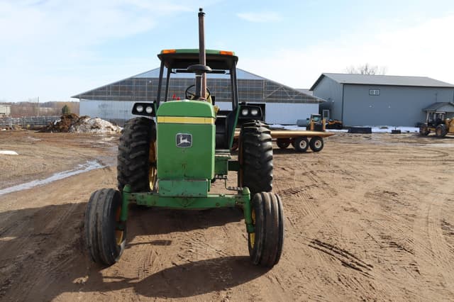 Image of John Deere 4040 equipment image 1
