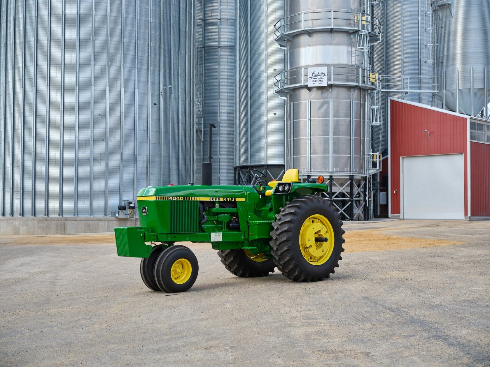 1978 John Deere 4040 Equipment Image0