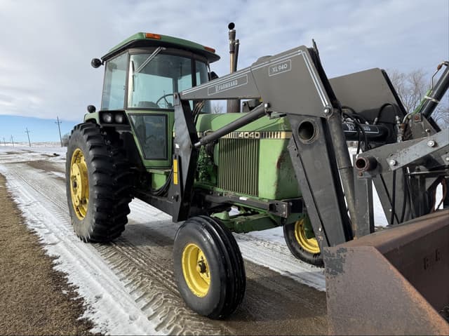 Image of John Deere 4040 equipment image 4