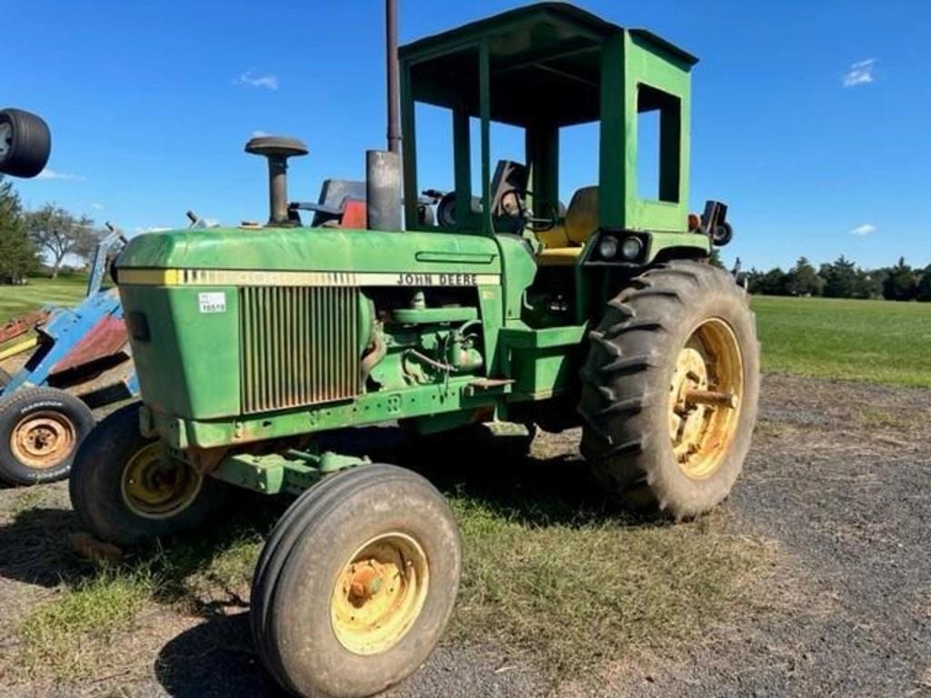Main image John Deere 4040