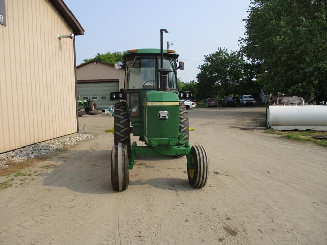 Image of John Deere 4040 equipment image 4