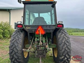 Image of John Deere 4040 equipment image 2