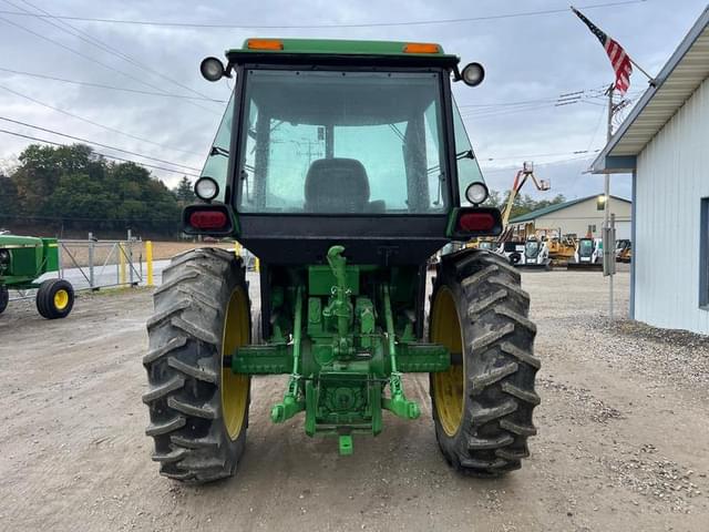 Image of John Deere 4040 equipment image 3