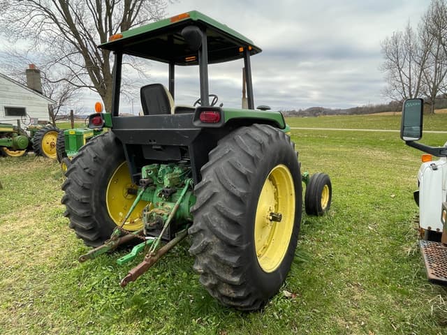 Image of John Deere 4040 equipment image 4