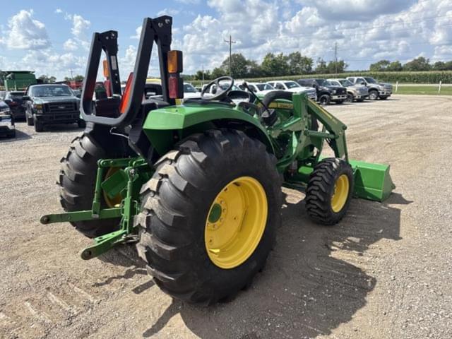 Image of John Deere 4044M equipment image 3