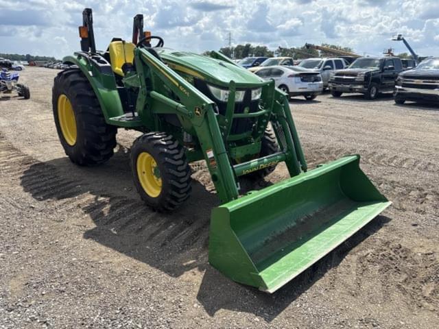 Image of John Deere 4044M equipment image 4