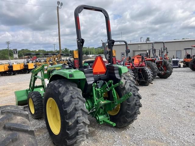 Image of John Deere 4044M equipment image 3