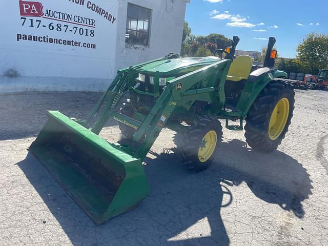 Image of John Deere 4044M equipment image 3