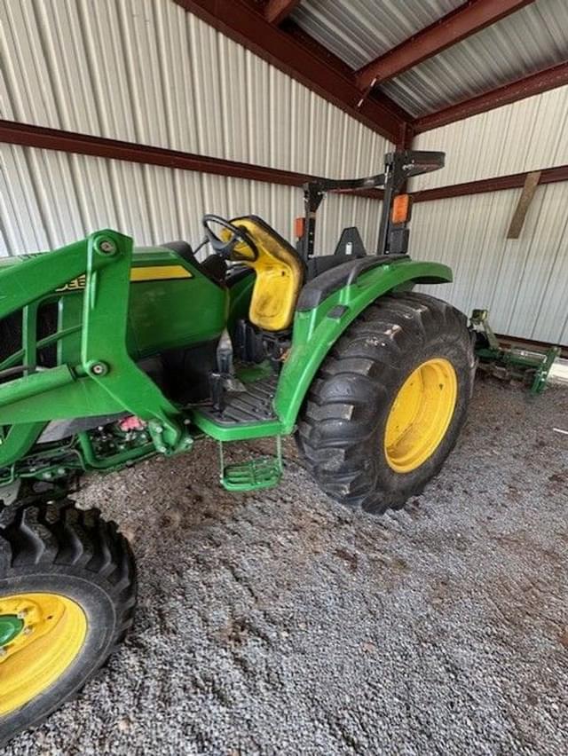 Image of John Deere 4044M equipment image 2