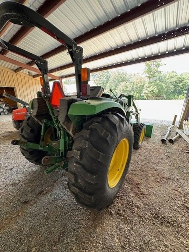 Image of John Deere 4044M equipment image 3