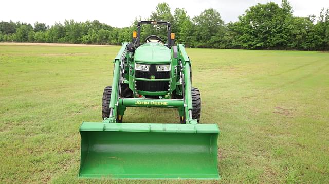 Image of John Deere 4044M equipment image 1
