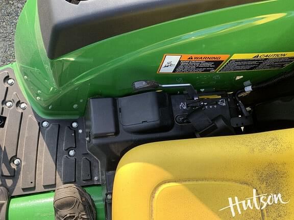 Image of John Deere 4044M equipment image 3