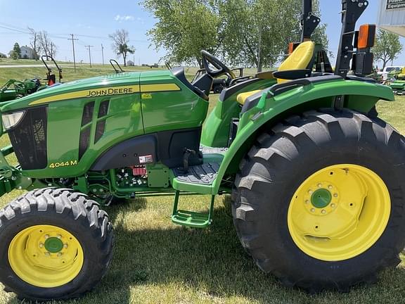 John Deere 4044M Equipment Image0
