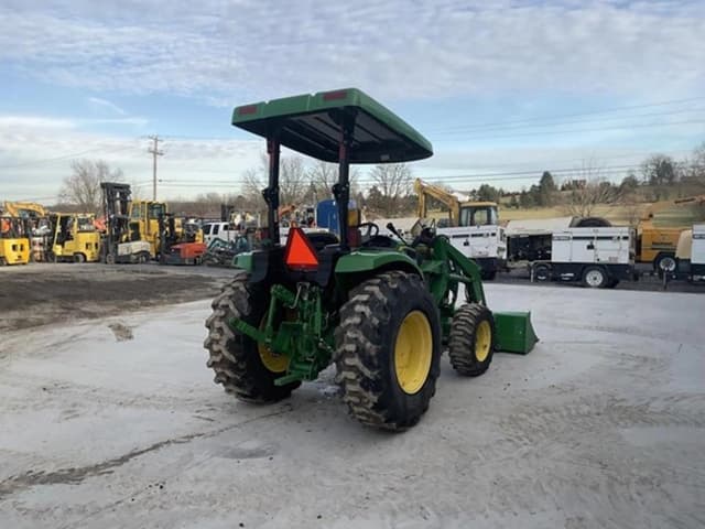 Image of John Deere 4044M equipment image 3